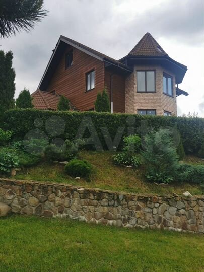 Дом 220 м² на участке 15 сот.