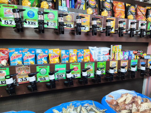 Продавец разливного пива