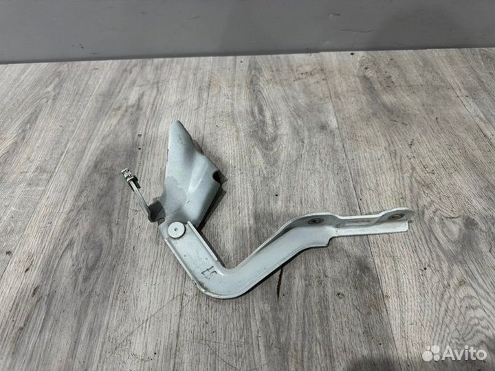 Петля капота левая LADA Vesta H4M429 2021