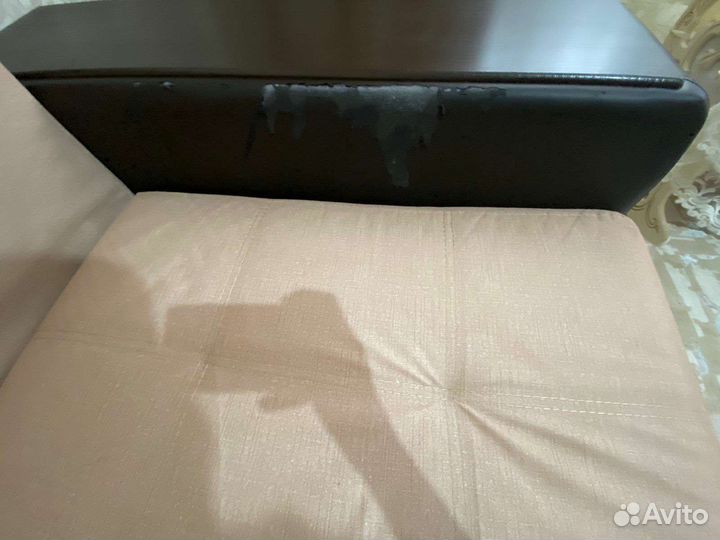 Большой угловой диван бу