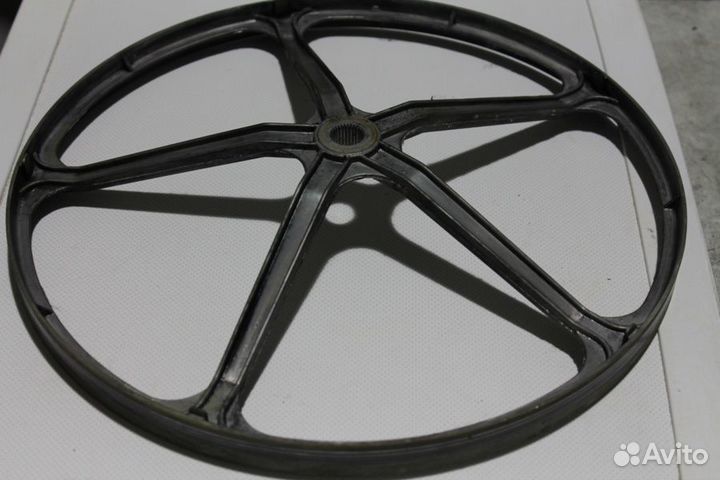 Шкив Веко 2801650100 бу. 3090