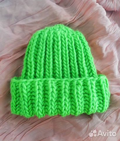 Шапка женская из толстой пряжи, ручная работа