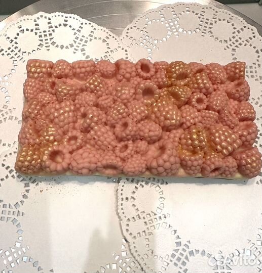 Шоколад с малиной