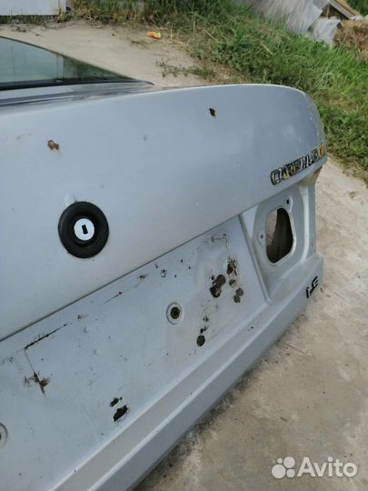 Крышка багажника Митсубиси Каризма