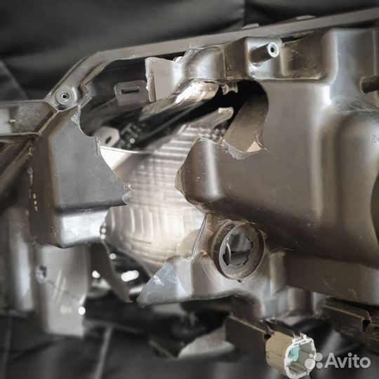 Фара правая Nissan X-Treil T32 2020г,в
