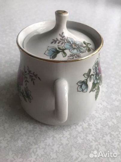 Сахарница (высота 8 см)