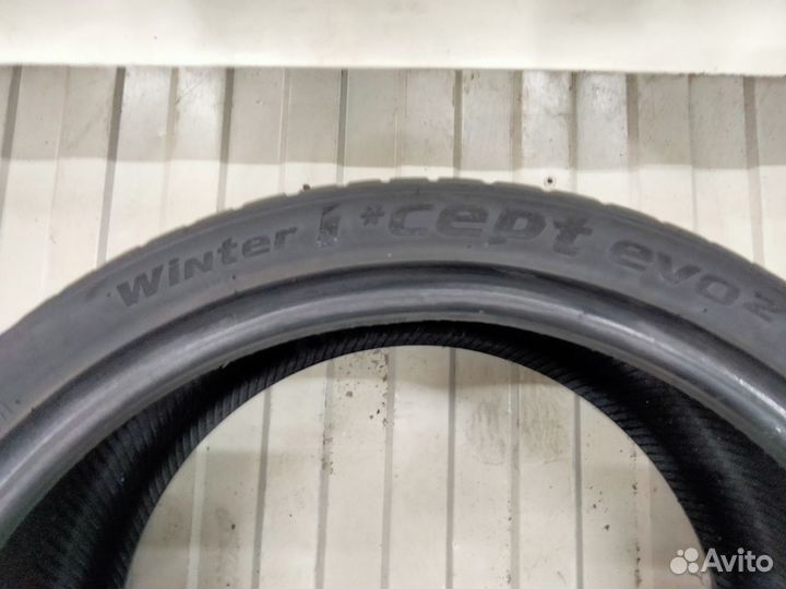 Hankook Winter I'Cept Evo 265/35 R20