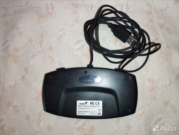 Геймпад Genius