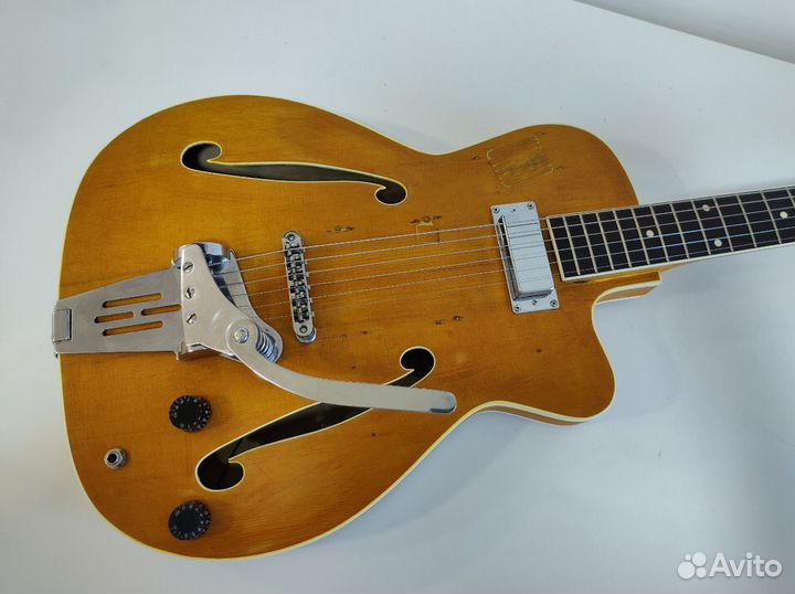 Раритет Melodija Menges Hollow-body Slovenija