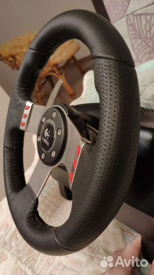 Руль Logitech G27 Driving Force