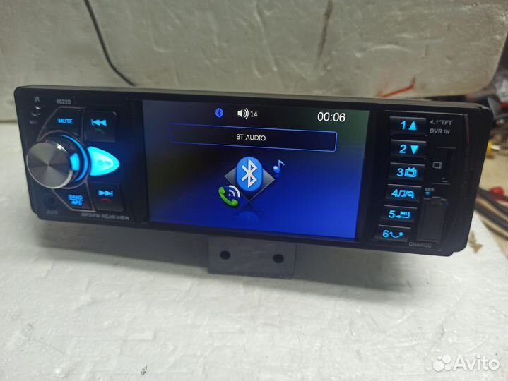 Магнитола с экраном 1 din