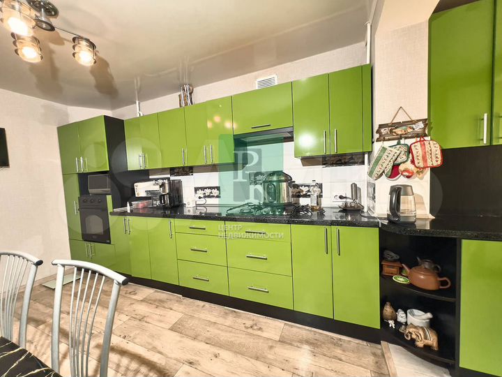 3-к. квартира, 88,2 м², 2/5 эт.