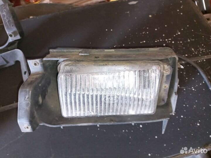 Противотуманные фары на ауди 100 с3 (дорест, рест)