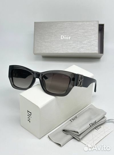 Солнцезащитные очки Dior