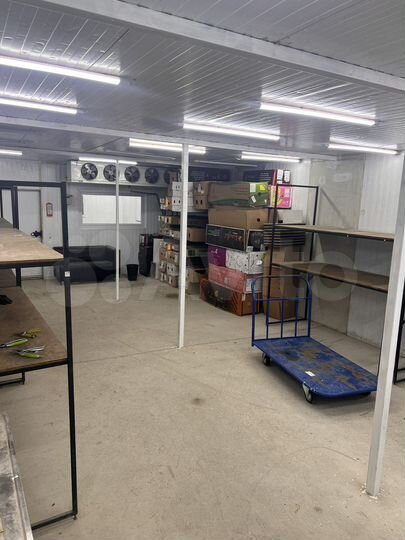 Склад, 200 м²