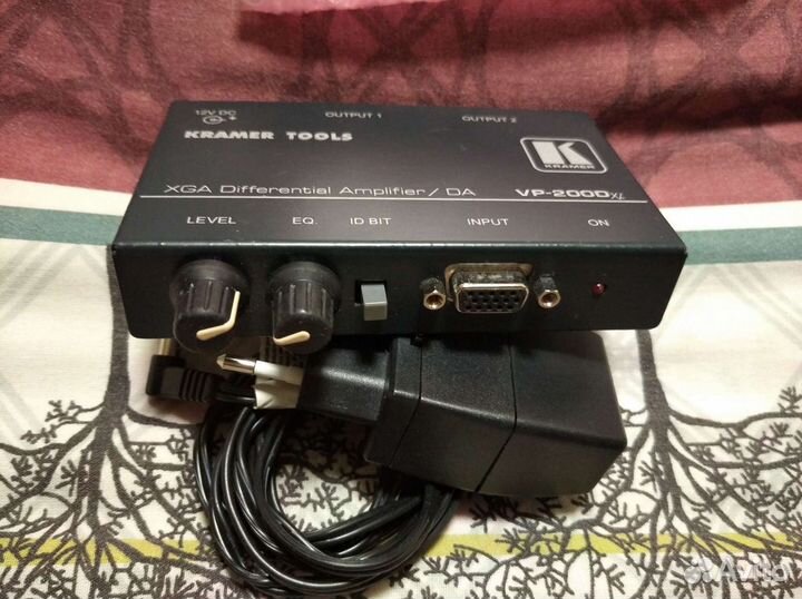 VGA Усилитель делитель Kramer VP-200Dxl