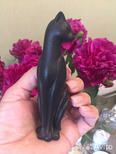 Статуэтка чёрный кот