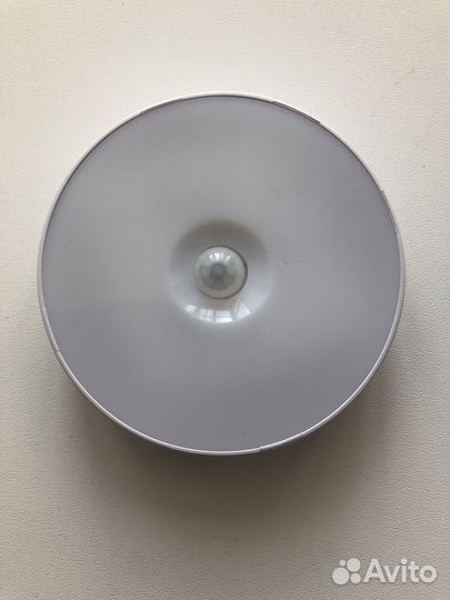 Светодиодный светильник с датчиком движения (3 шт)