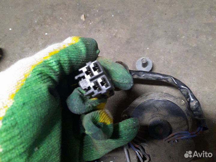 Моторчик дворников mazda 626 ge