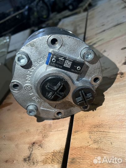 Насос гидроусилителя Ивеко Стралис Траккер