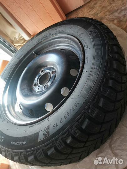 Michelin X-Ice North 4 195/65 R15 95T