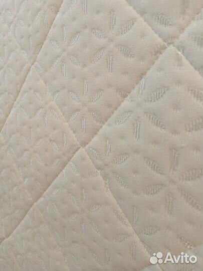 Детская кровать IKEA с матрасом