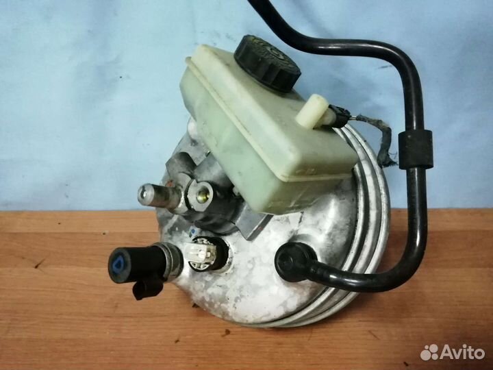 Вакум тормозной Mercedes W 220 S Class