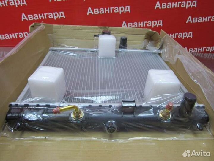 Радиатор охлаждения Nissan March K12 CR14 / HR16