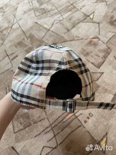 Бейсболки женские