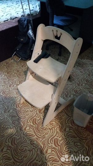 Растущий стул деревянный