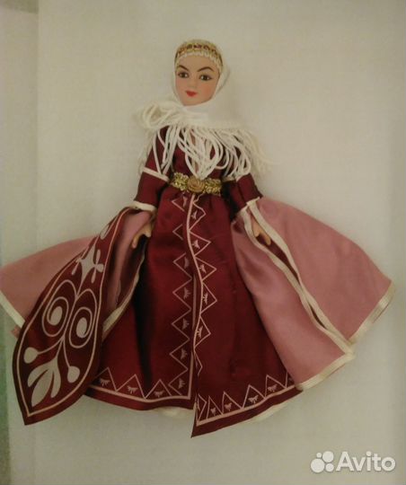 Куклы в народных костюмах деагостини