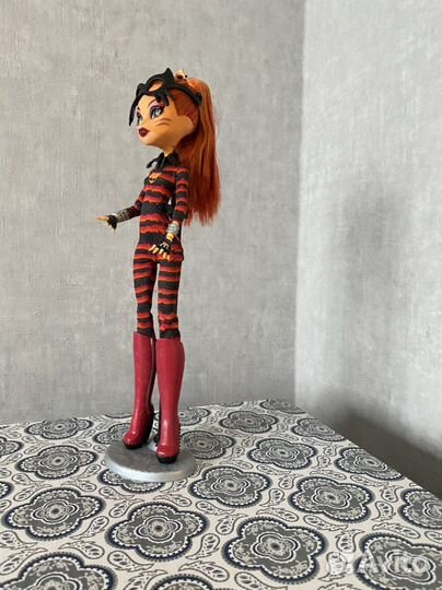 Кукла Monster high