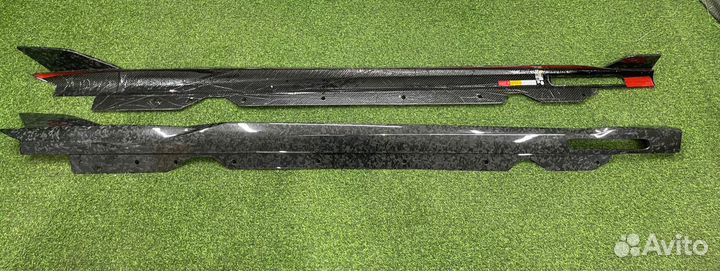 Лезвия на пороги BMW G22 G23 кованый карбон