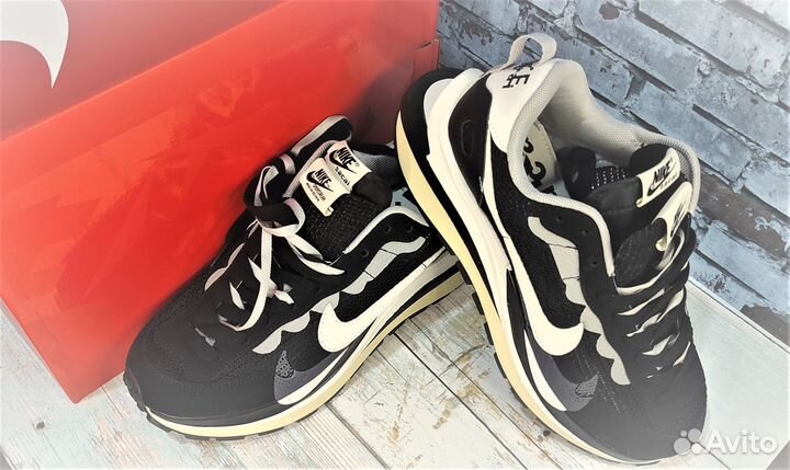 Кроссовки Nike Sakai