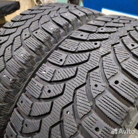 Bridgestone Blizzak Spike-01 205/65 R16 95T