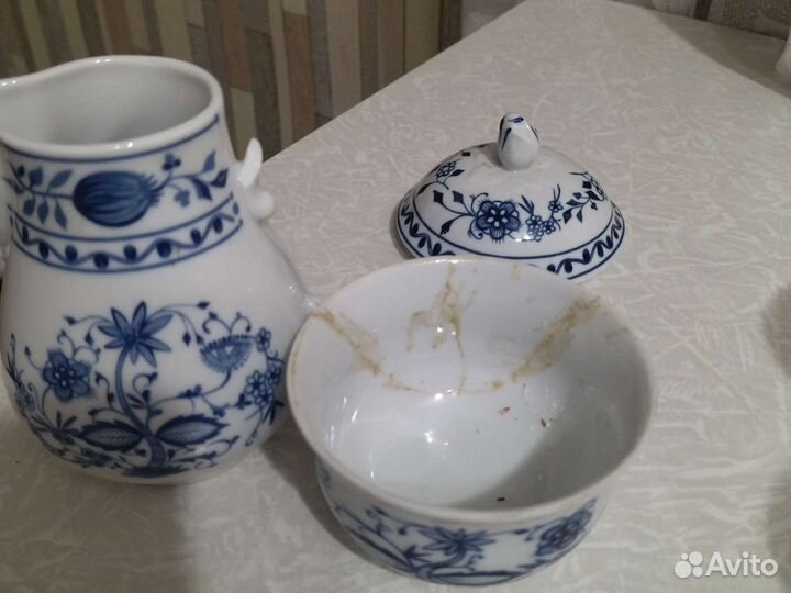 Молочник и пиала с крышкой kahla