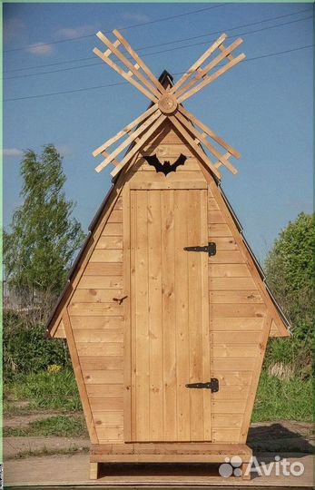 Уличный туалет деревянный Ш323