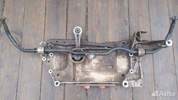 Стабилизатор передний Volkswagen Jetta 5