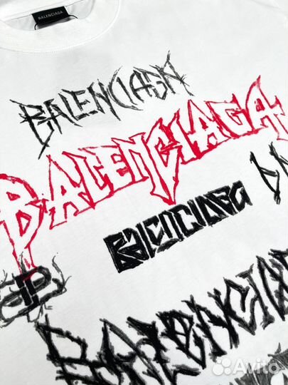 Футболка Balenciaga