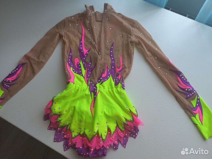 Купальник для художественной гимнастики