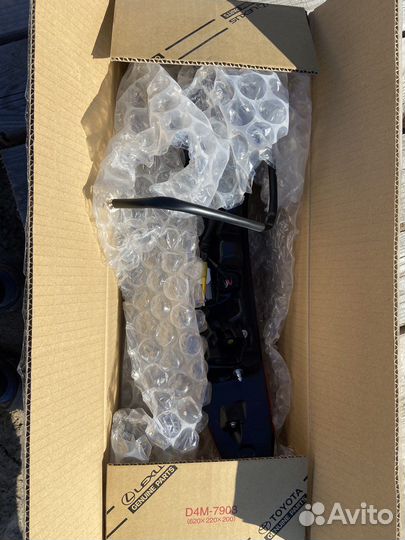 Задний левый светодиодный фонарь на крыло