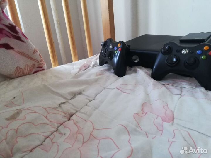Xbox 360 slim все хорошо работает