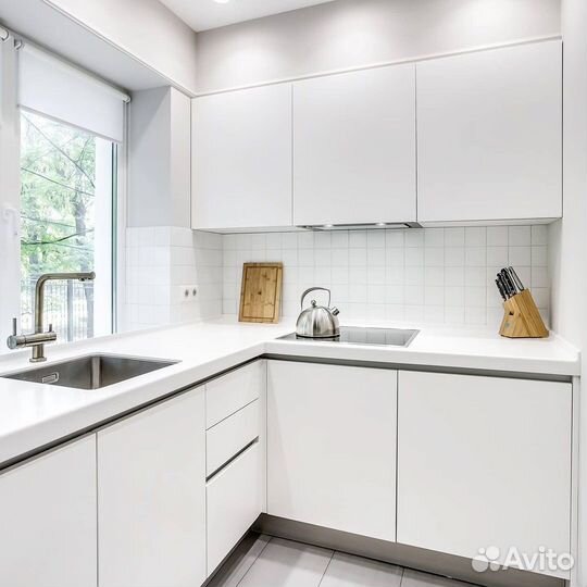 Кухня на заказ без ручек