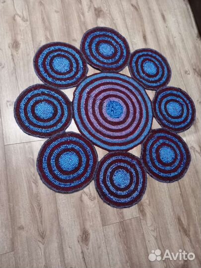 Коврик ручной работы