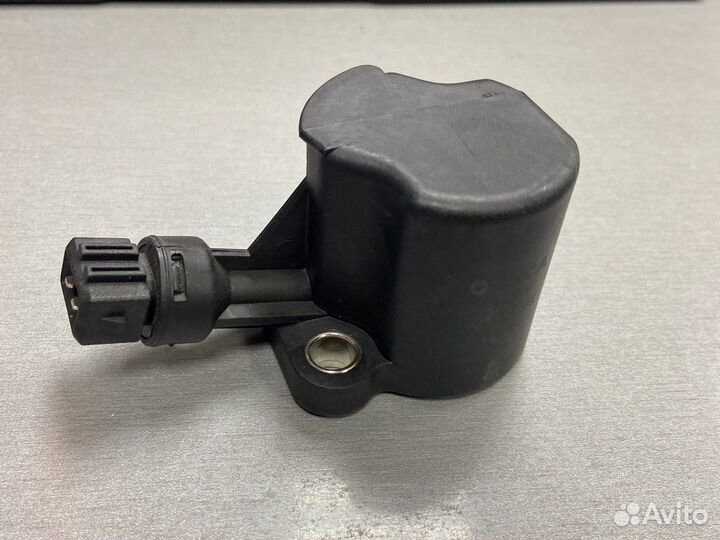 Датчик заднего хода vag 02a945413c b golf 4 b3