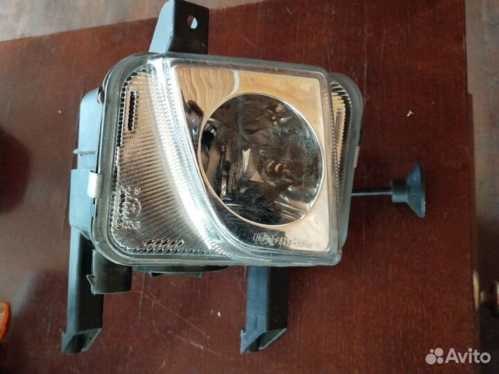 Фара противотуманная правая depo-442-2011R-UE