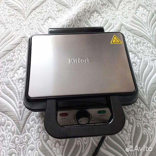 Электровафельница Kitfort