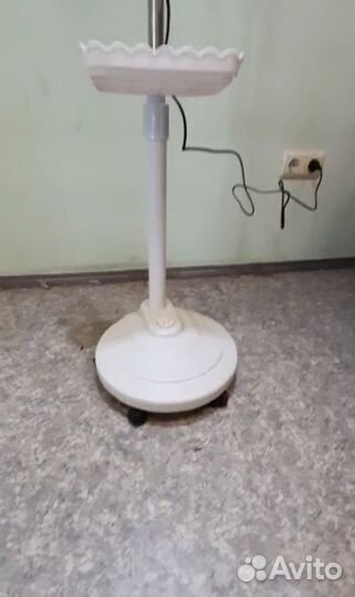 Лампа лупа новая. В упаковке. Тщательно читайте оп