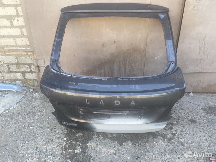 Крышка багажника гранта лифтбек