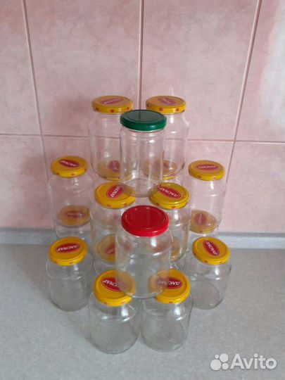 Банки с закручивающимися